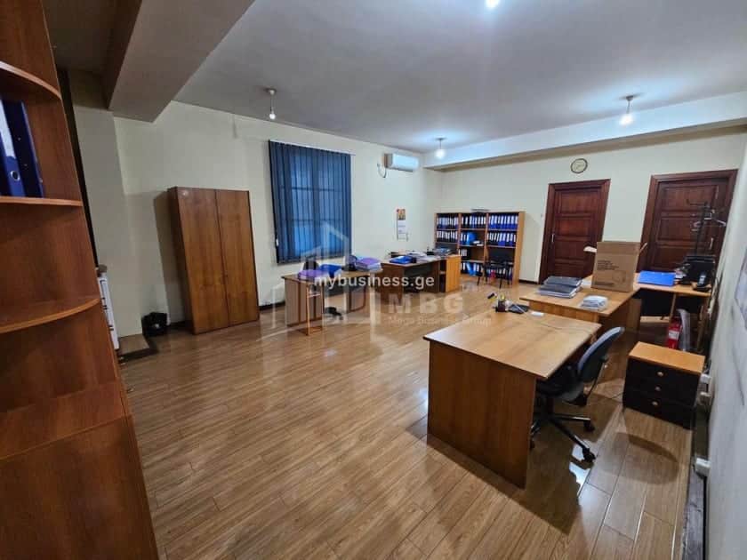 იყიდება ოფისი თბილისში (1/20)
