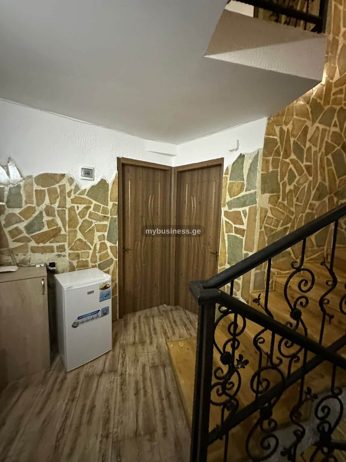 იყიდება სასტუმროს ბიზნესი ბორჯომში (8/10)