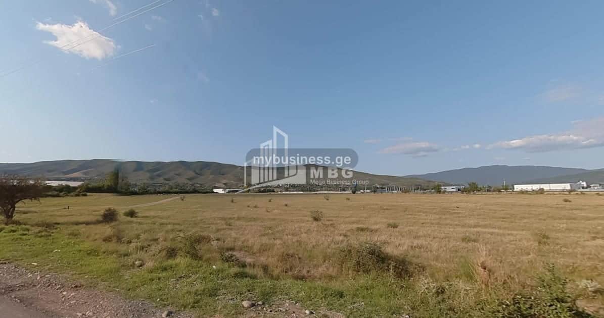 იყიდება მიწის ნაკვეთი (3/6)