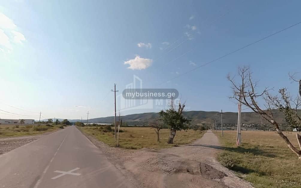 იყიდება მიწის ნაკვეთი (5/6)