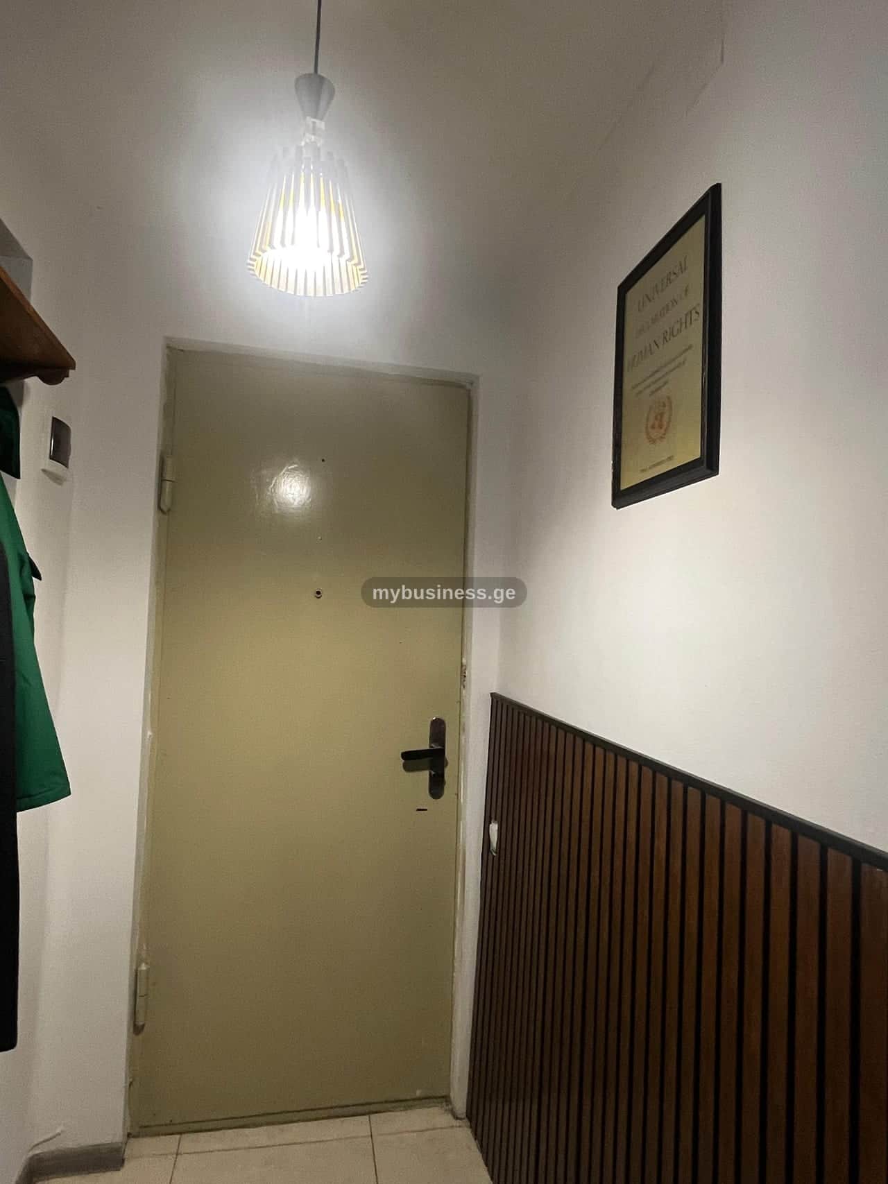 იყიდება ოფისი თბილისში (8/10)