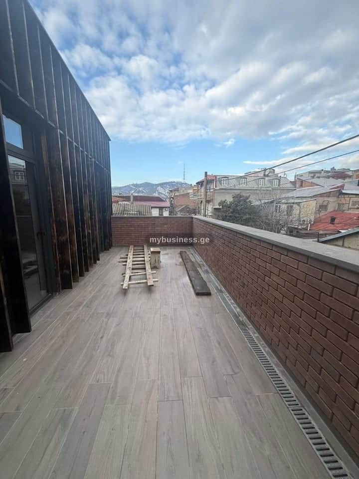 იყიდება კომერციული ფართი თბილისში (15/15)
